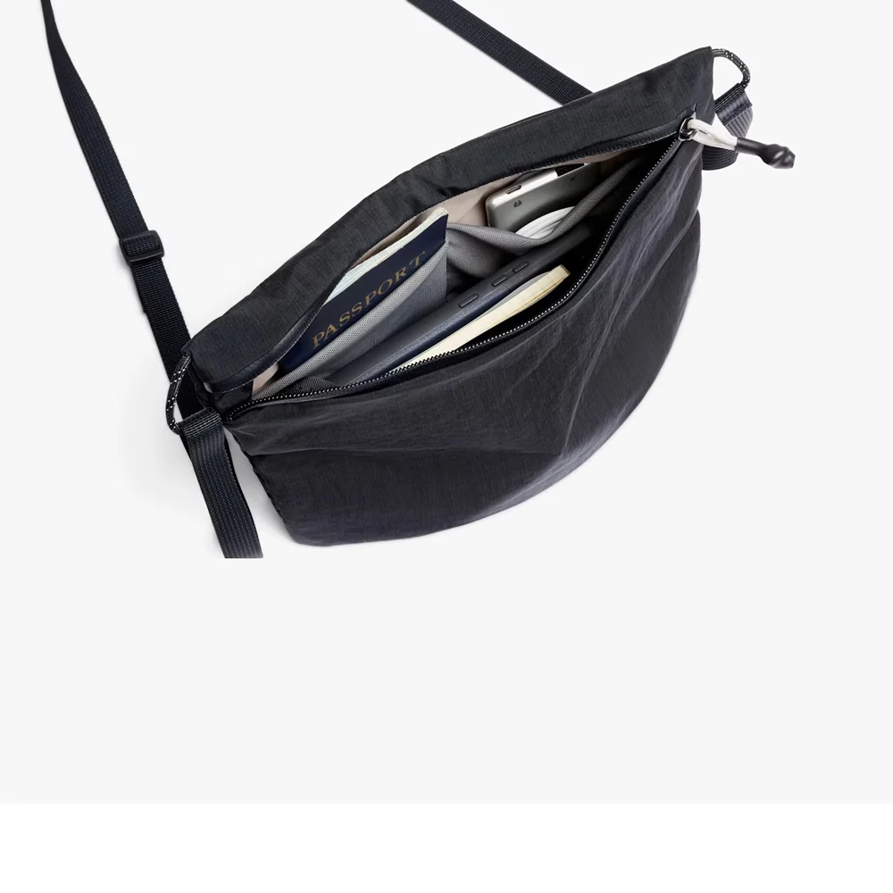 Lite Sacoche Crossbody Bag - Black - Image 5