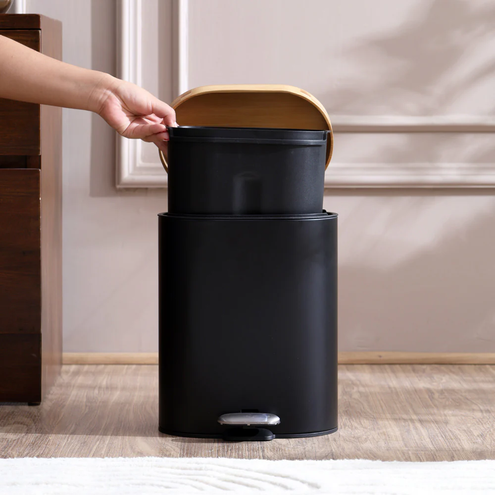 Luca Oval Pedal Bin 6L - Black Natural - Image 5