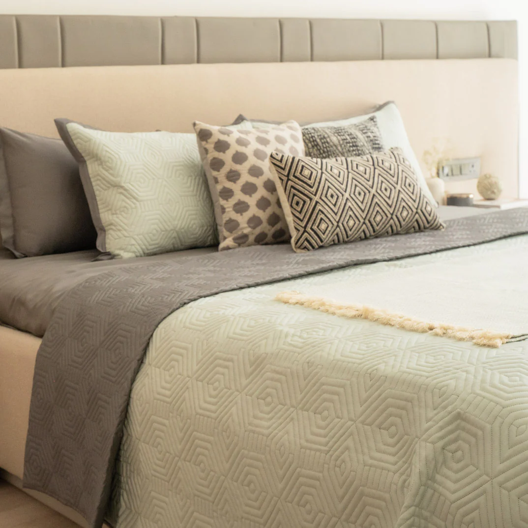Macao Quilted Reversible Bedspread - Dark Grey & Sage Green
