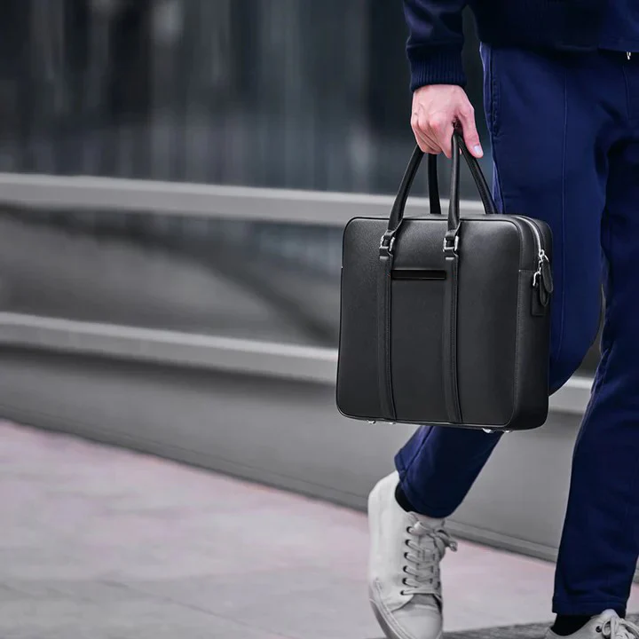 Manhattan Leather Briefcase - Black - Image 2