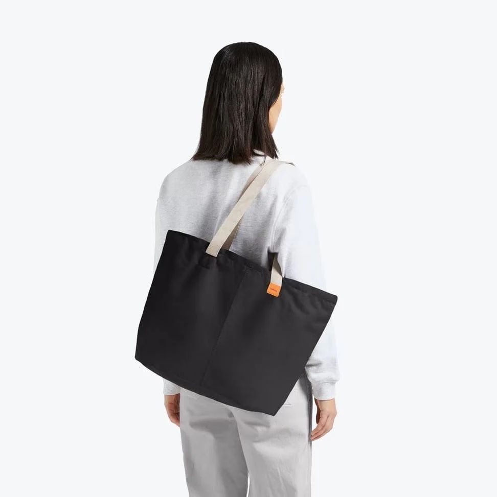 Market Tote Bag - Black - Image 7