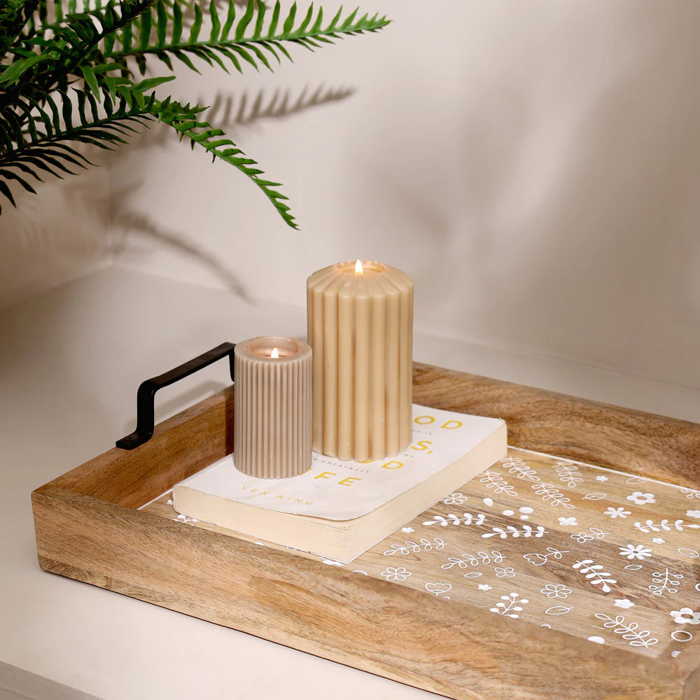 Meadow Carved Serving Tray Large - Natural White - Image 3