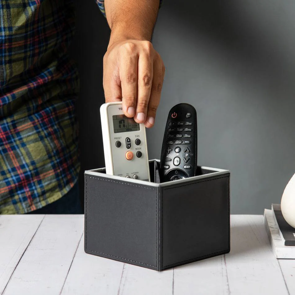Menlo Remote Holder - Black - Image 2