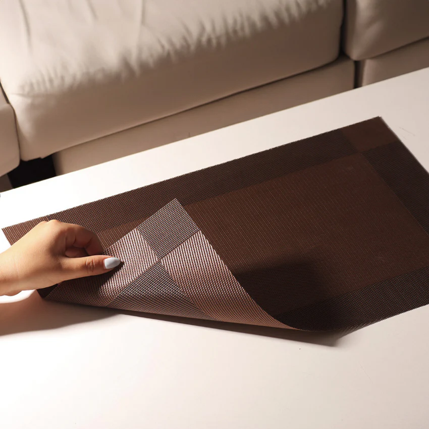 Mesh Rectangular Placemats, Set of 6 - Brown - Image 4