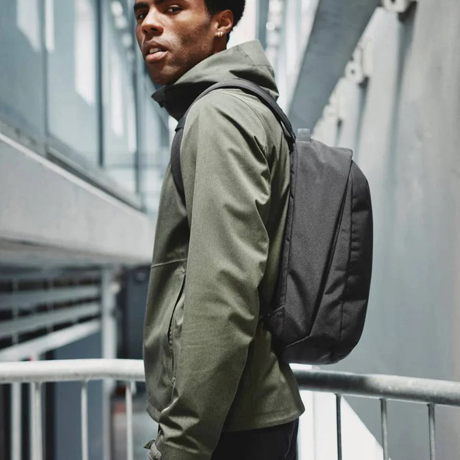 Metro Backpack 12L - Axoflux Black - Image 14