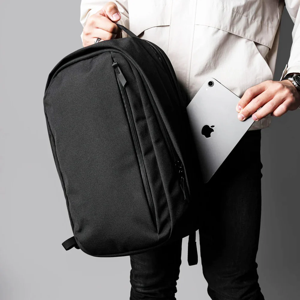 Metro Backpack Pro 24L - Axoflux Black - Image 2