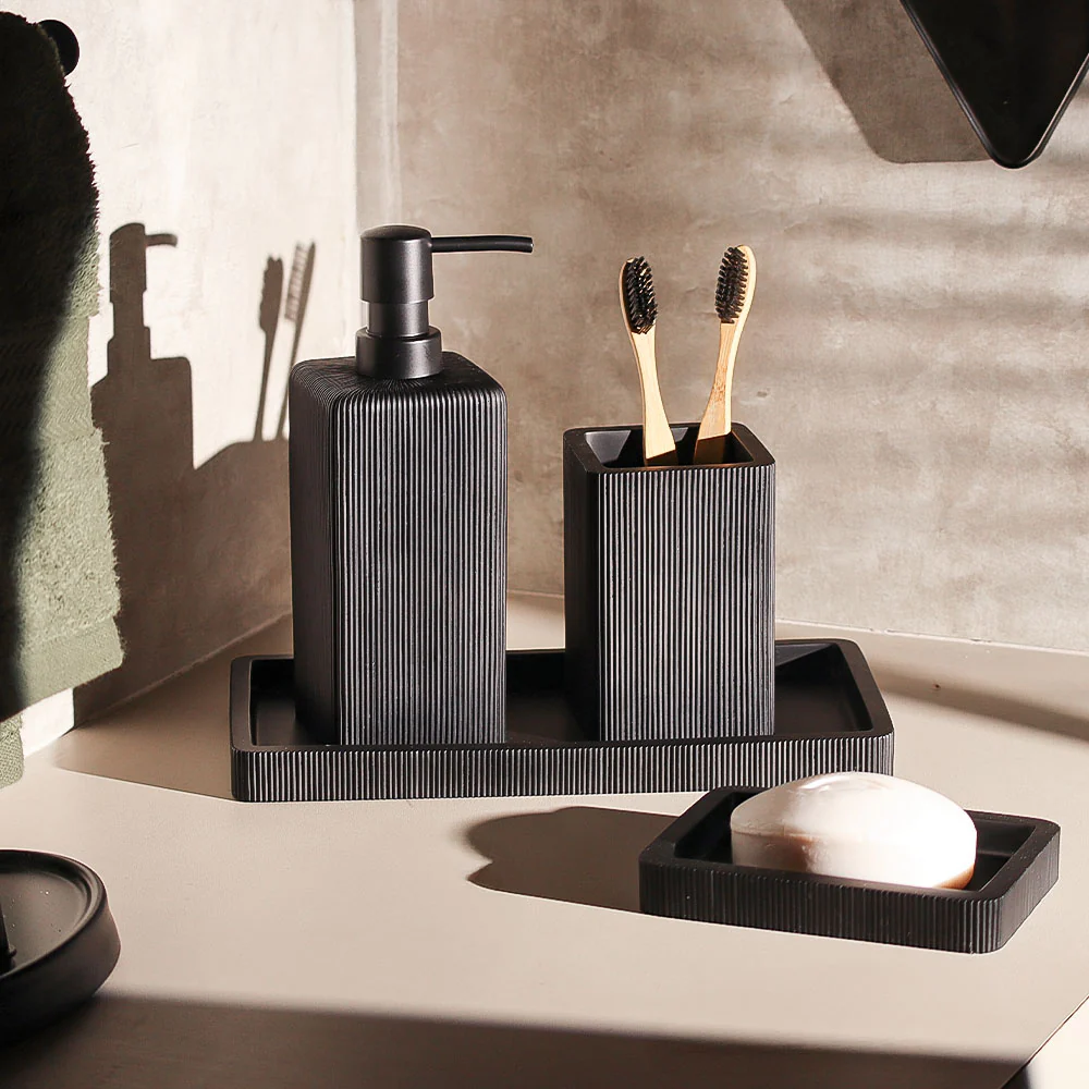 Midori Soap Dispenser - Black - Image 6