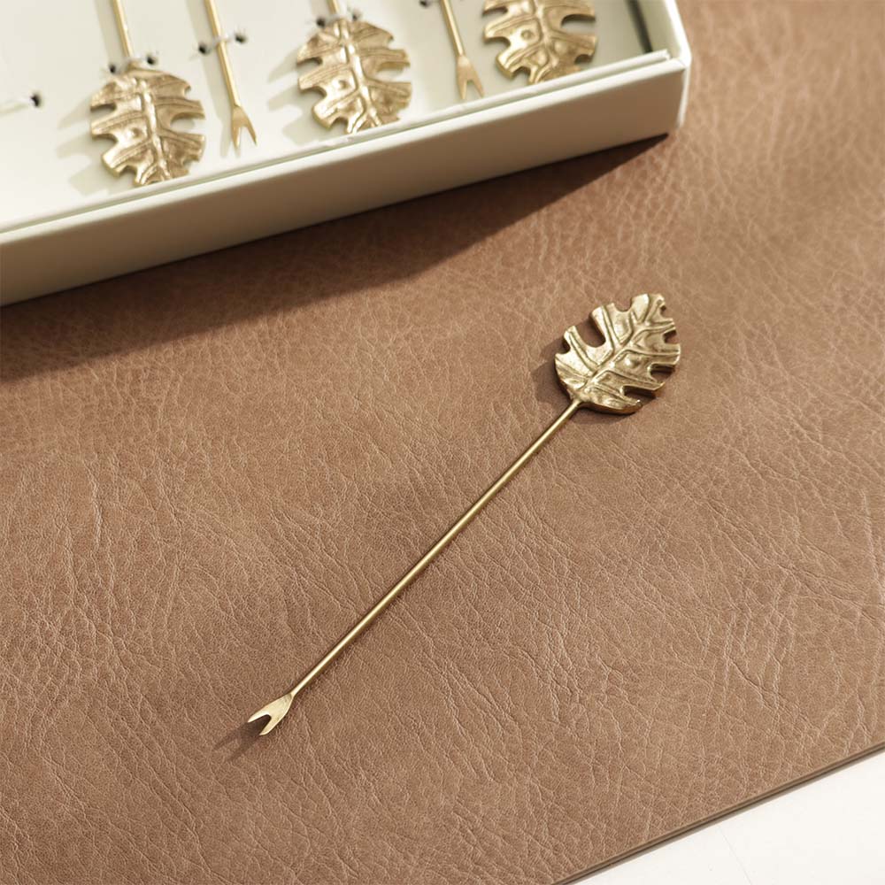 Monstera Metal Appetizer Picks, Set of 6 - Gold - Image 7