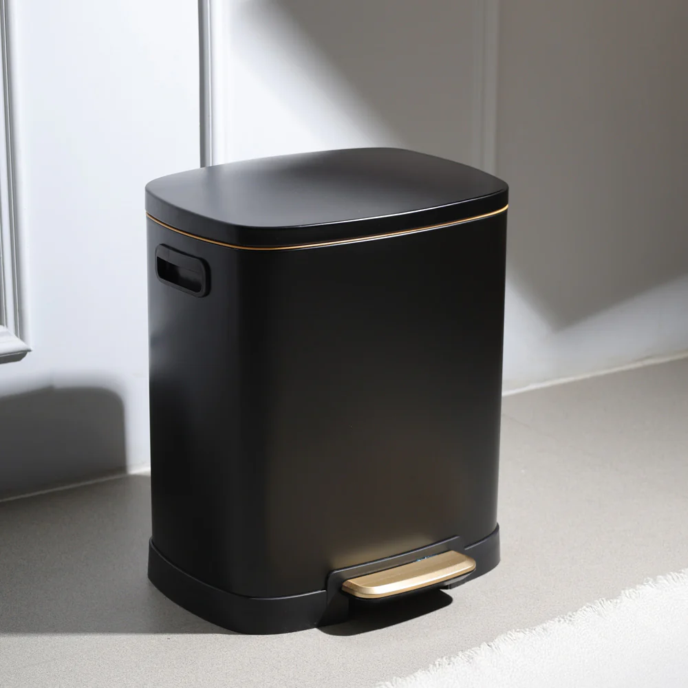 Monte Pedal Bin 38L - Black - Image 3