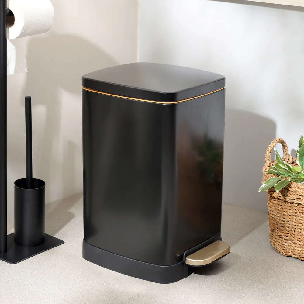 Monte Slim Pedal Bin 20L - Black