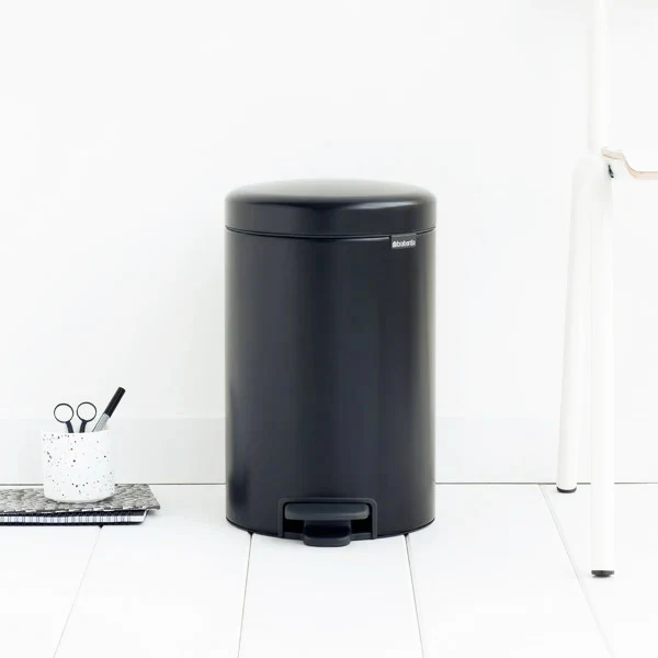 NewIcon Pedal Bin 12L - Matte Black - Image 5