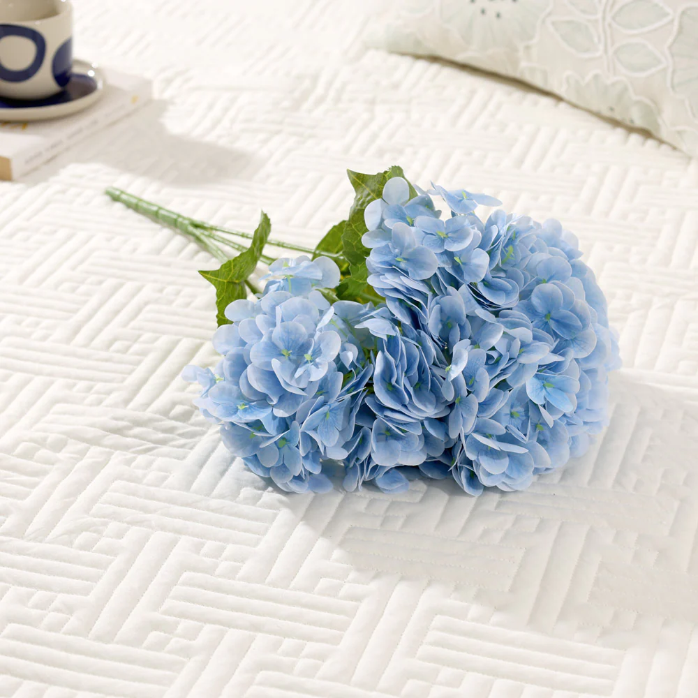 Nippon Soft-Touch Hydrangea Faux Stem - Sky Blue - Image 4