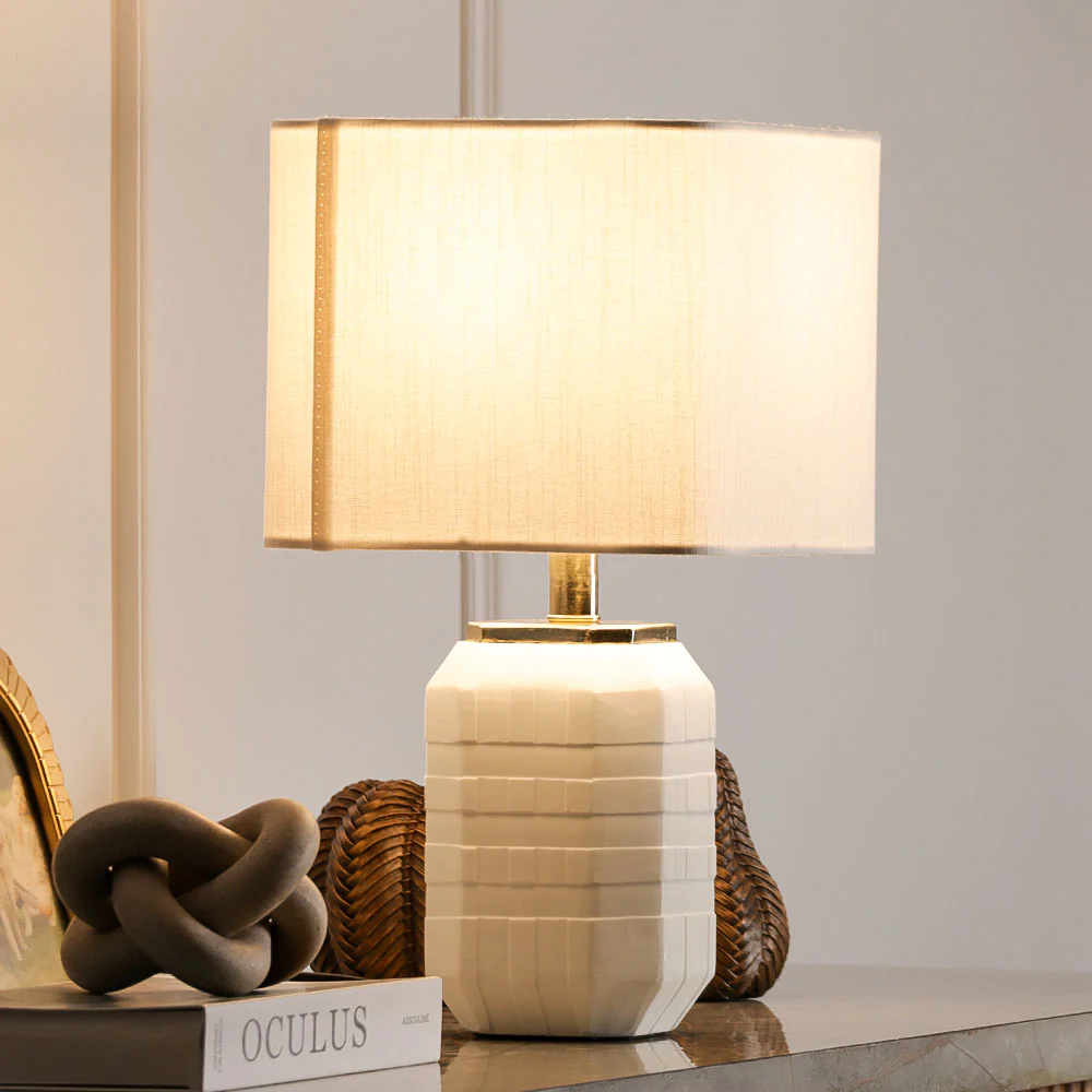 Nomi Glass Table Lamp Large - White - Image 5