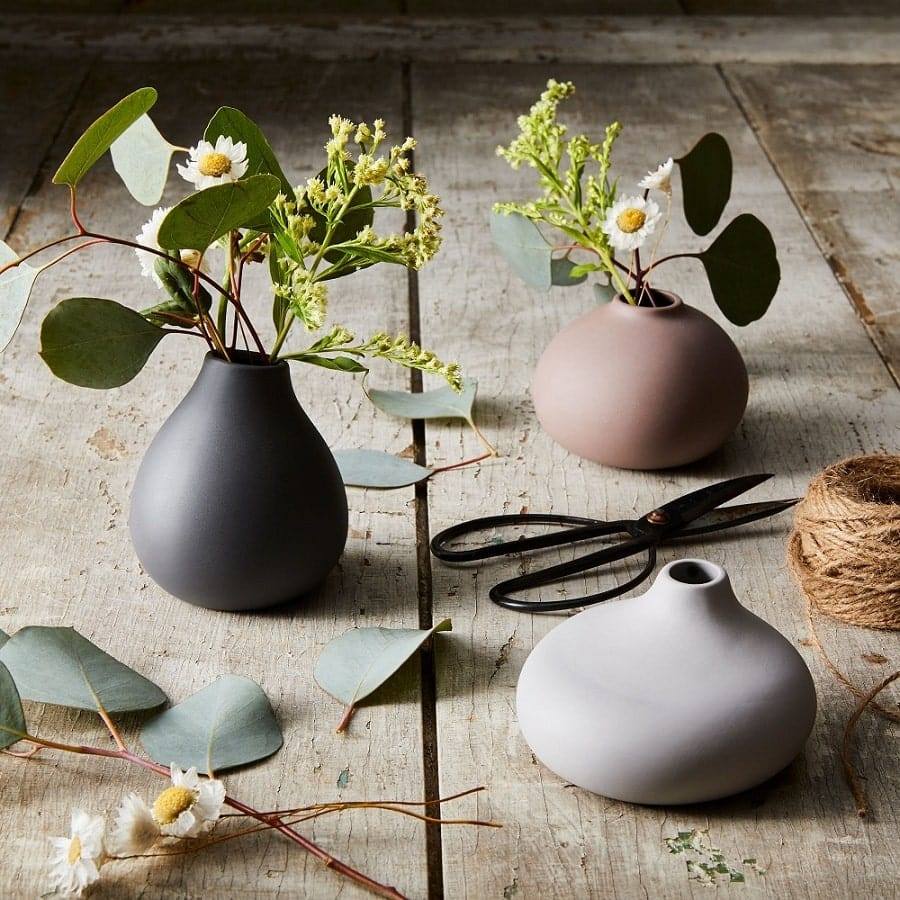 Nona Porcelain Mini Vases, Set of 3