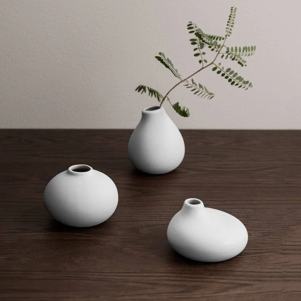 Nona Porcelain Mini Vases, Set of 3 - Micro Chip
