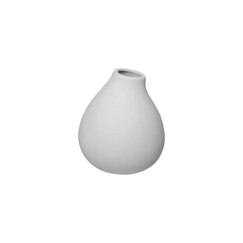 Nona Porcelain Mini Vases, Set of 3 - Micro Chip - Image 6