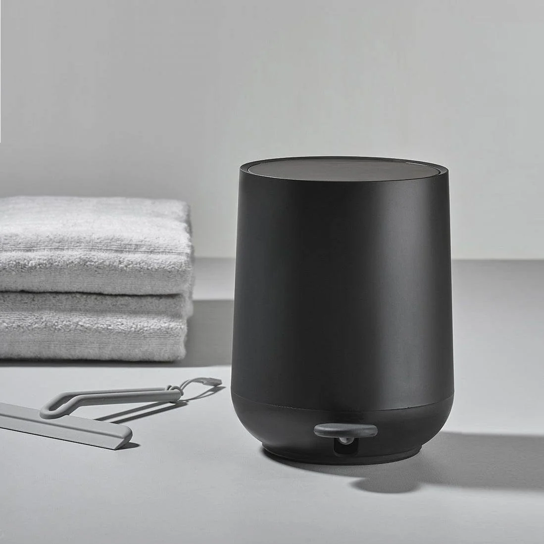 Nova Pedal Bin 3L - Black