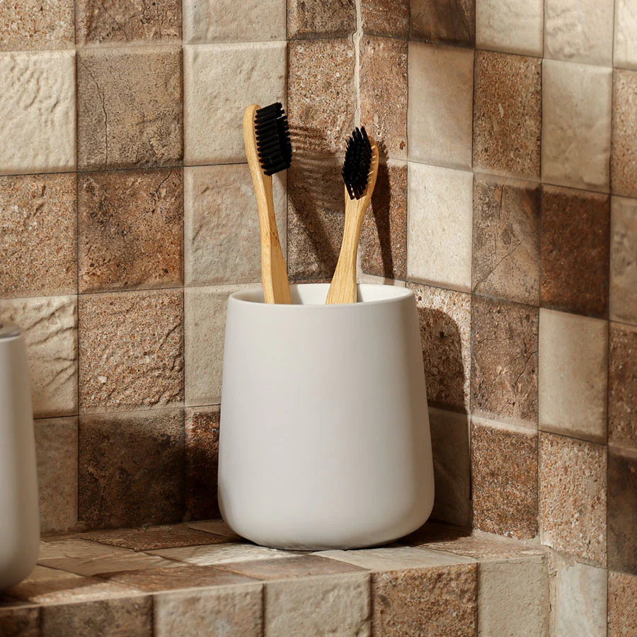 Nova Toothbrush Tumbler - Soft Grey - Image 4
