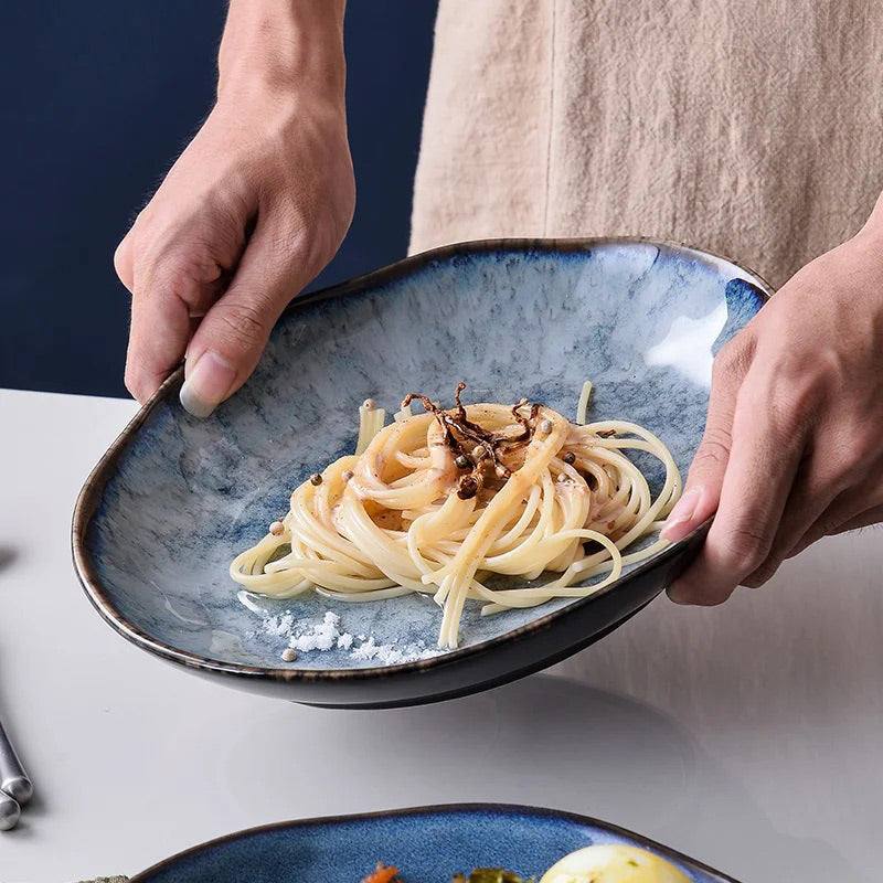 Oasis Medium Plate - Cool Grey