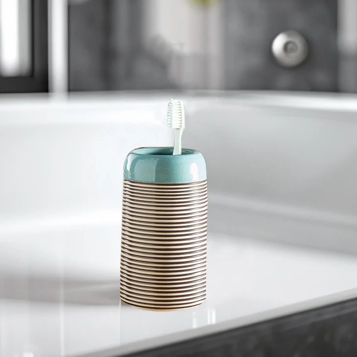 Okapi Tootbrush Tumbler - Mauritius - Image 2