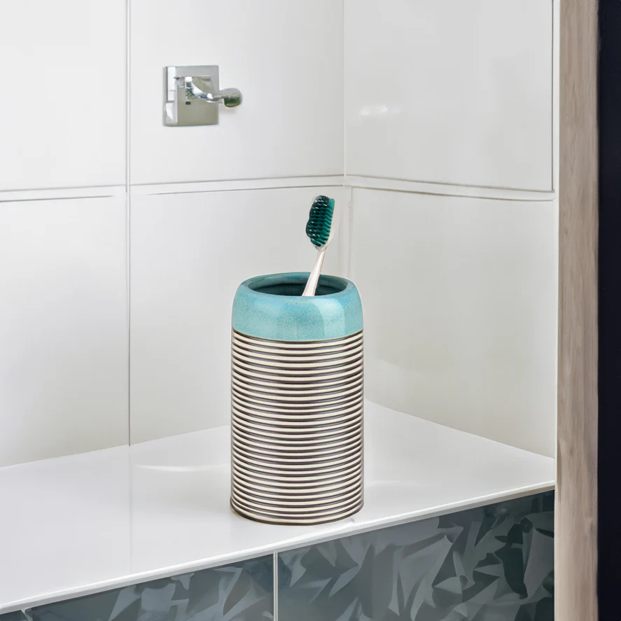 Okapi Tootbrush Tumbler - Mauritius - Image 4