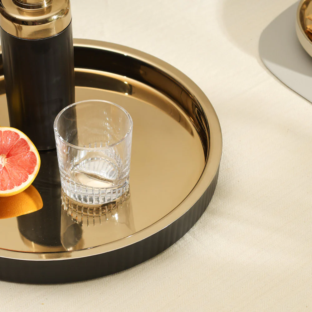Opus Double-Walled Round Tray Large - Black Gold - Image 4