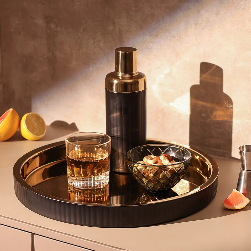 Opus Double-Walled Round Tray Large - Black Gold - Image 5