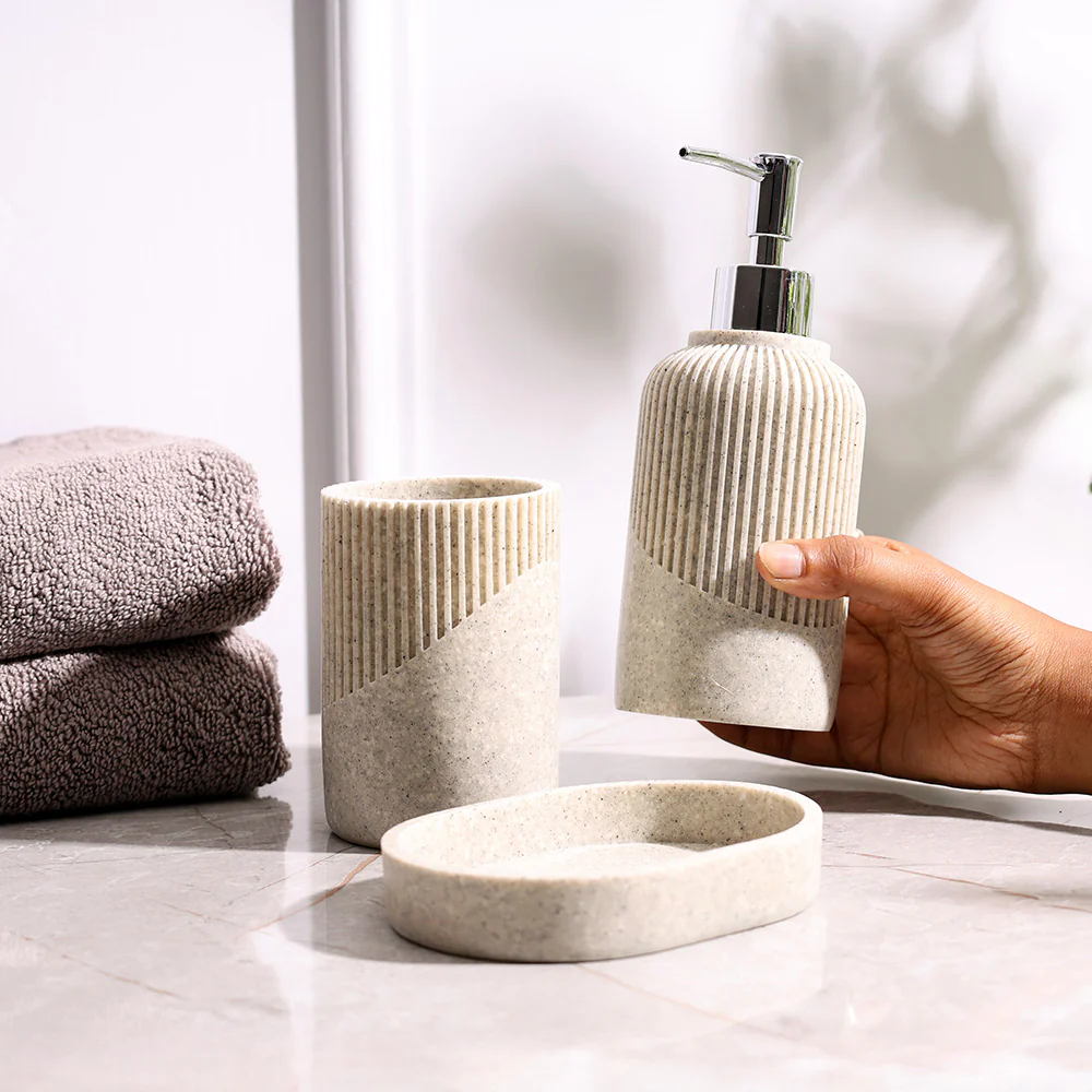 Orla 3-piece Bathroom Set - Light Grey - Image 6