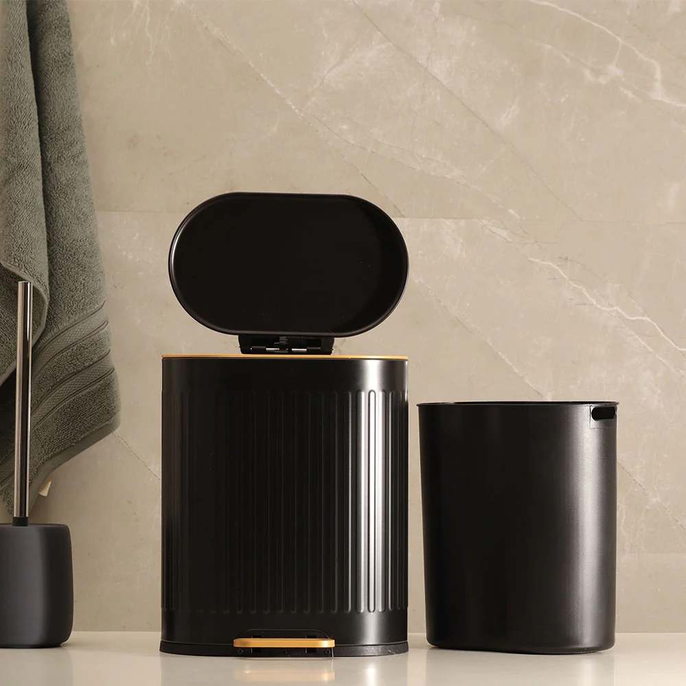 Ovate Pedal Bin 6L - Black & Gold - Image 5