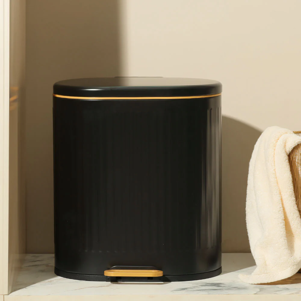 Ovate Pedal Bin 9L - Black & Gold - Image 4