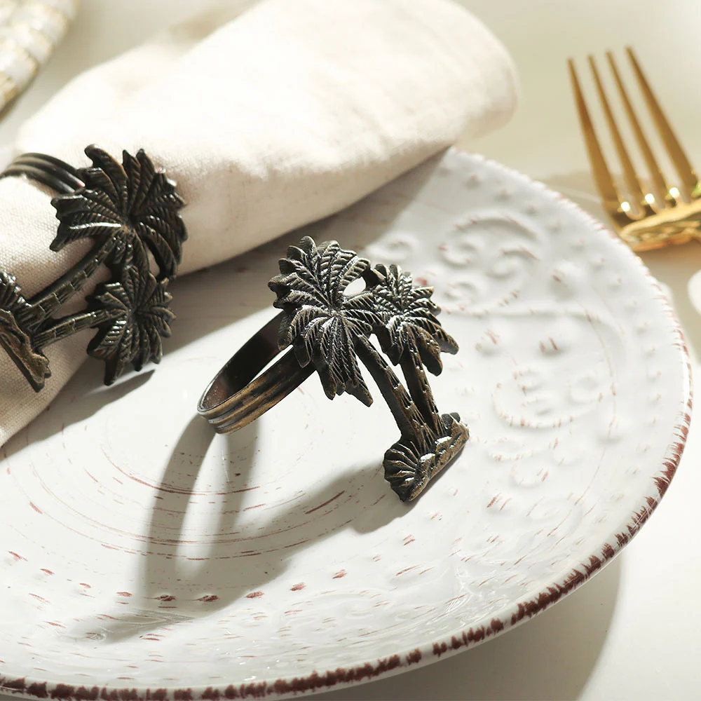 Palm Napkin Rings, Set of 6 - Antique Gold - Image 3