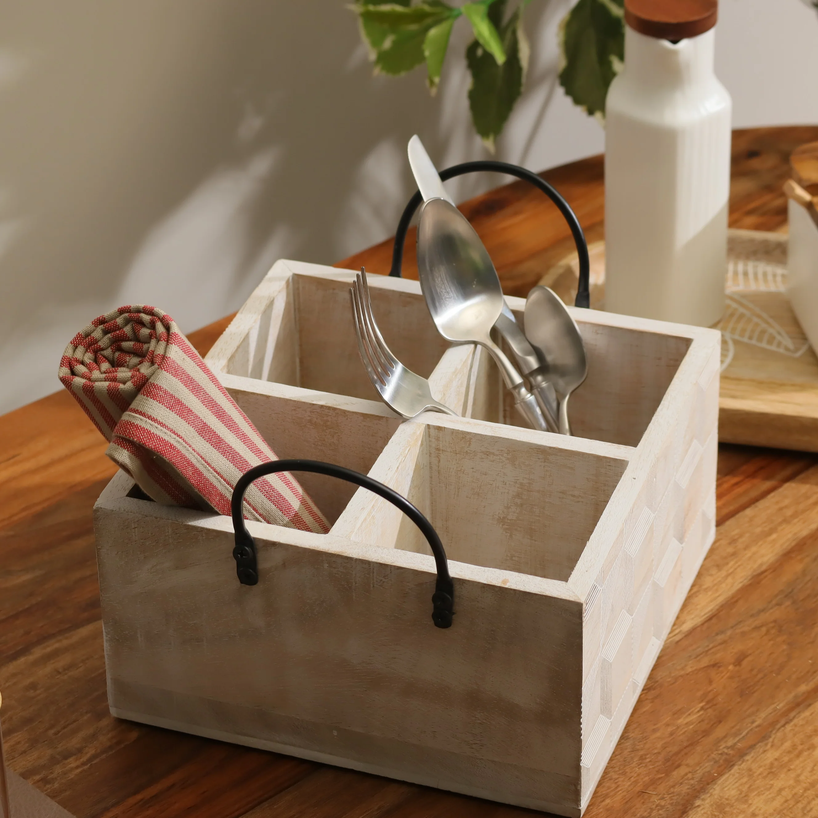 Patterned Square Sectioned Caddy - Aspen White - Image 5