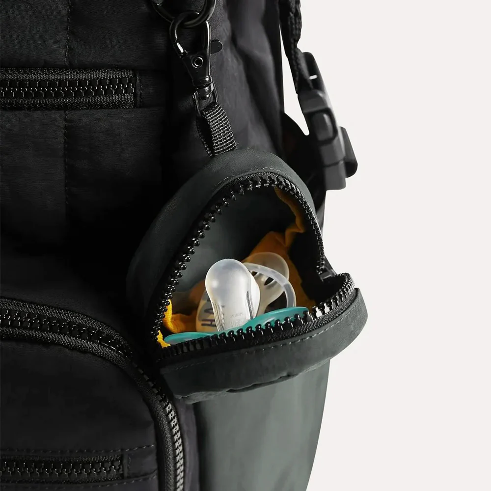 Paz Diaper Backpack 25L - Black - Image 15