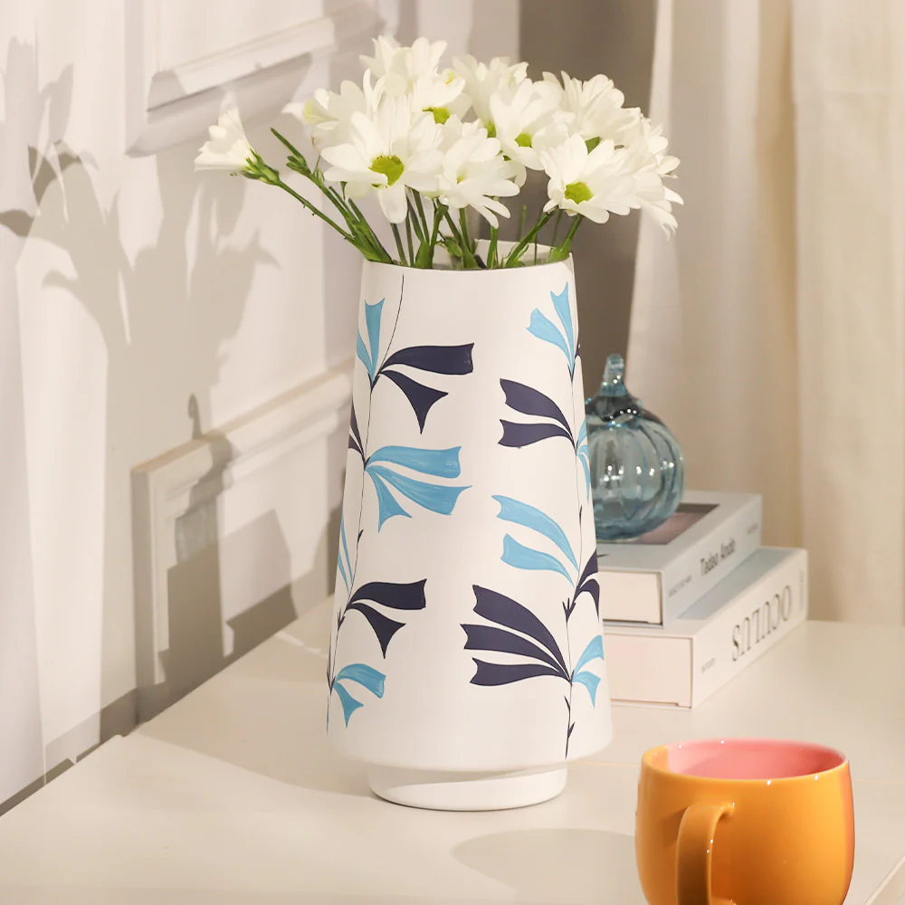 Pennon Handpainted Glass Vase Tall - White Blue - Image 2