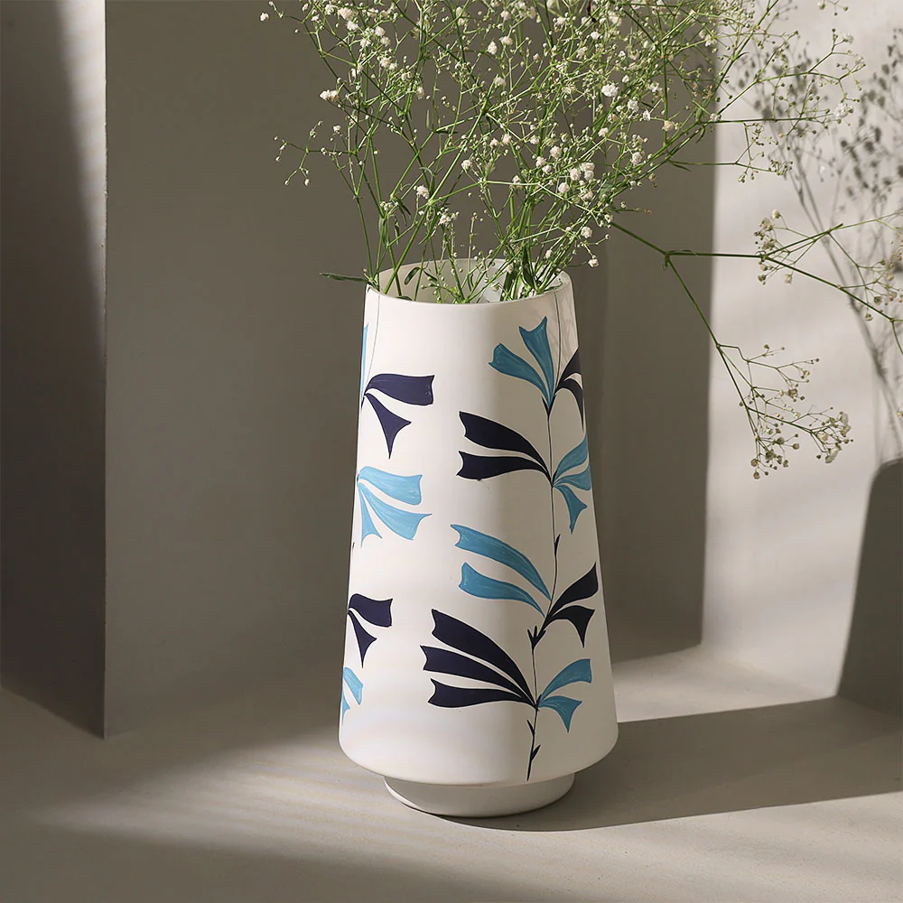 Pennon Handpainted Glass Vase Tall - White Blue - Image 3