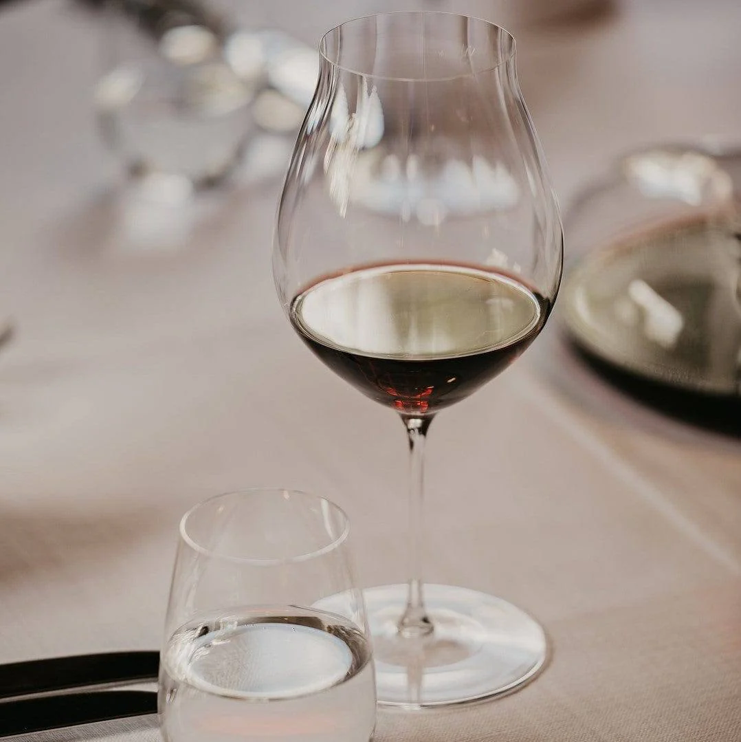 Performance Pinot Noir Glasses 830ml, Set of 2 - Image 4