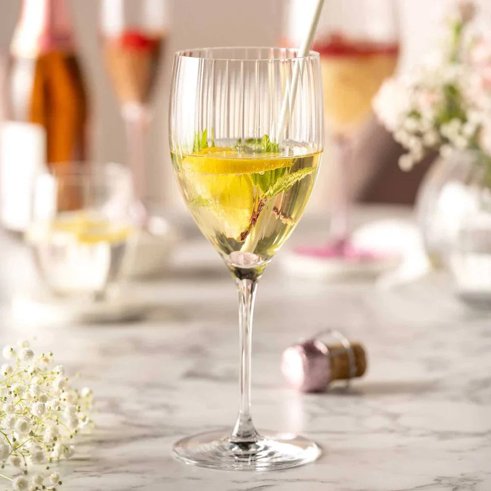 Poesia Red Wine Glasses 600ml, Set of 6 - Image 5