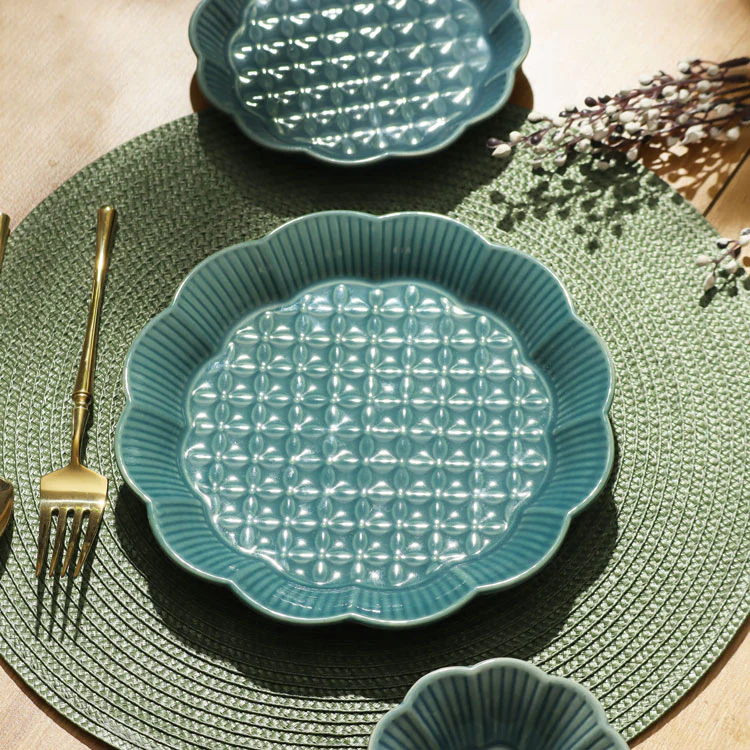 Primrose Quarter Plate - Pine Green - Image 5