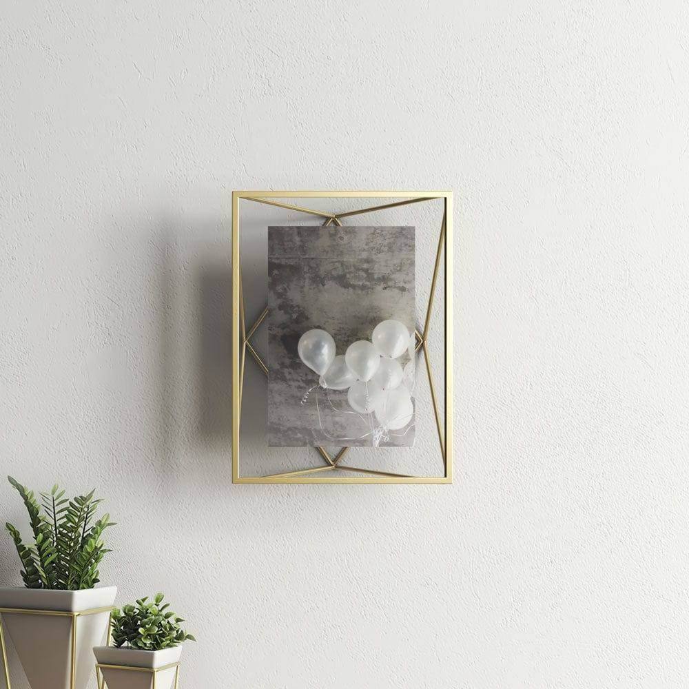 Prisma Photo Frame Medium - Brass - Image 9