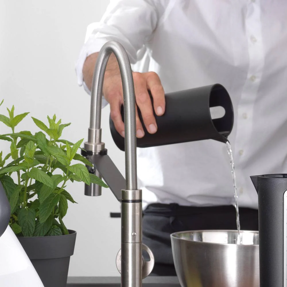 QB Measuring Carafe 750ml - Carbon Black - Image 4
