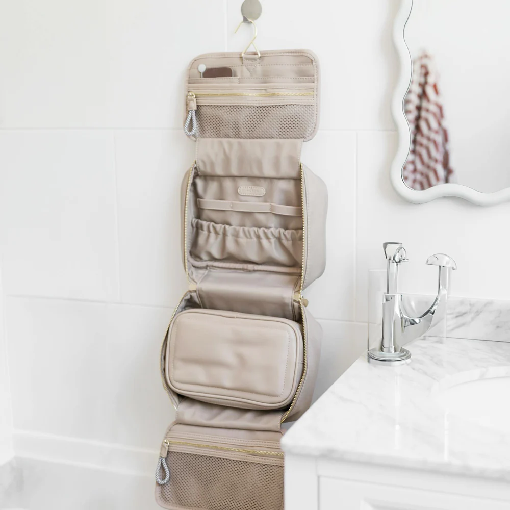 Recycled Nylon Hanging Wash Bag - Mushroom - Image 4