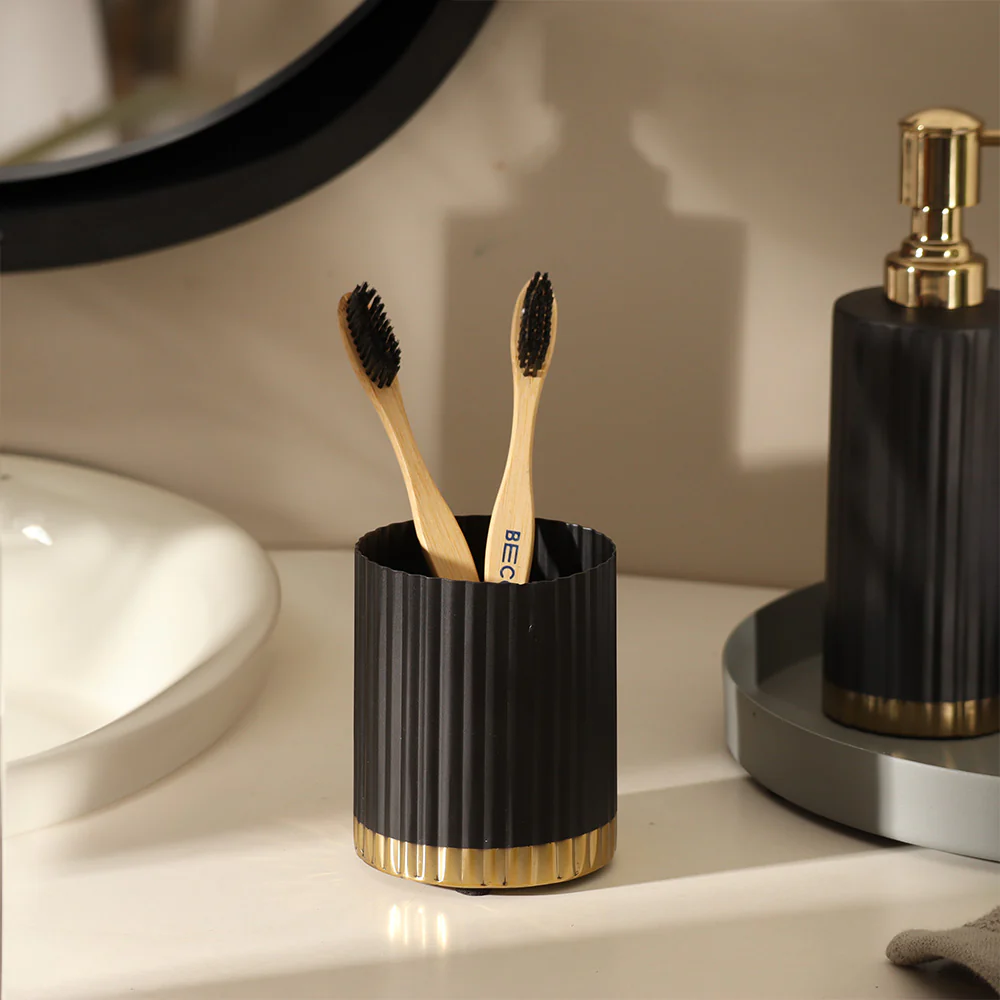 Ribbed Toothbrush Tumbler - Black Gold - Image 2