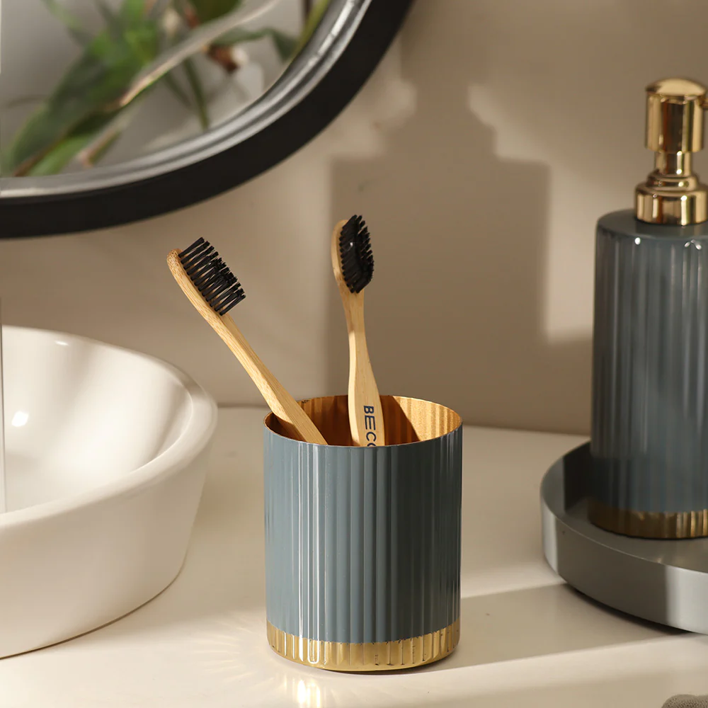 Ribbed Toothbrush Tumbler - Grey Gold