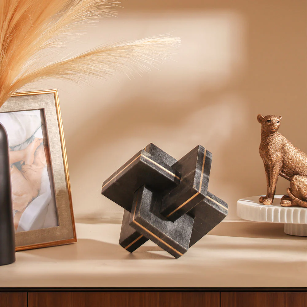Rosen Knot Marble Sculpture - Black Gold - Image 4