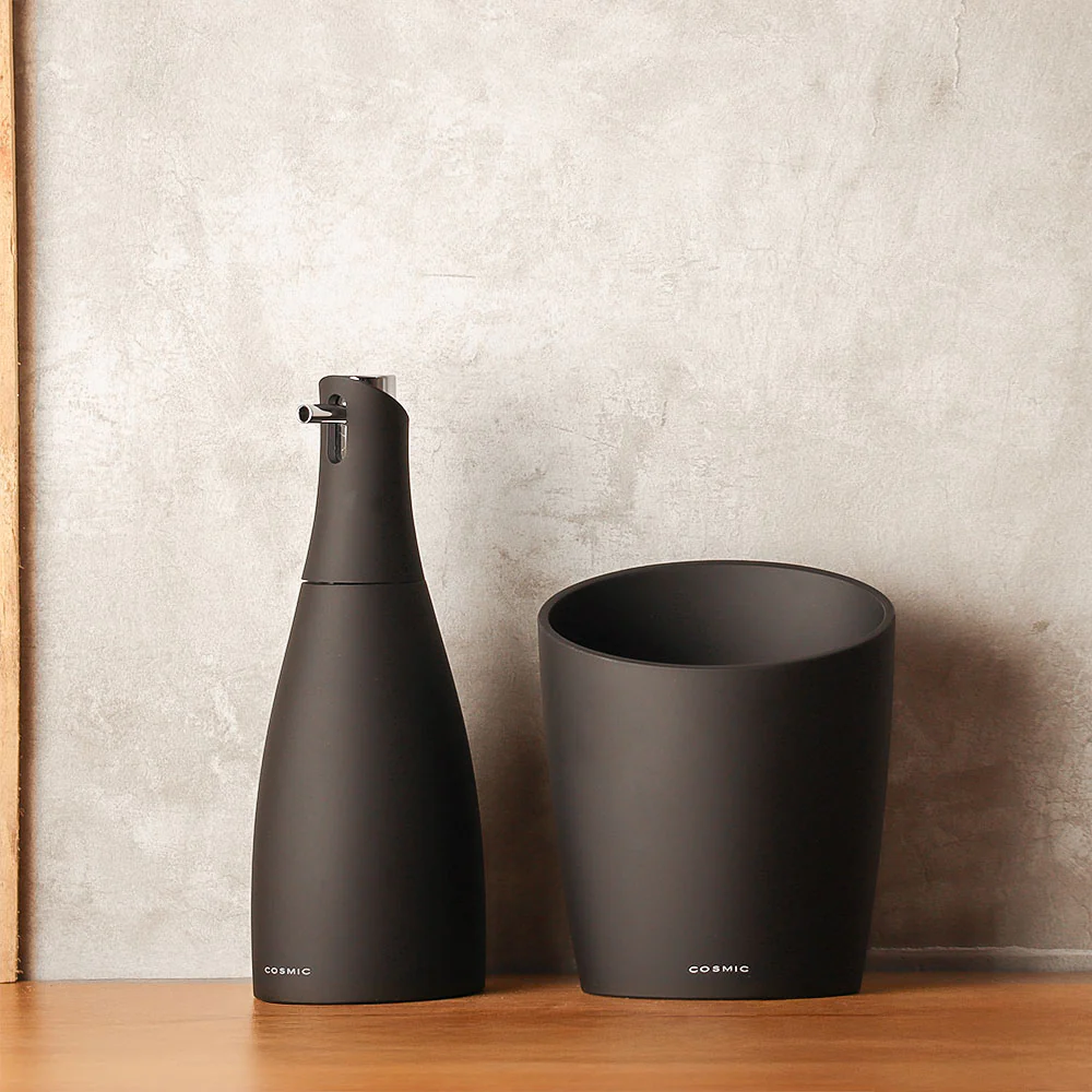 Saku Soap Dispenser - Black - Image 6