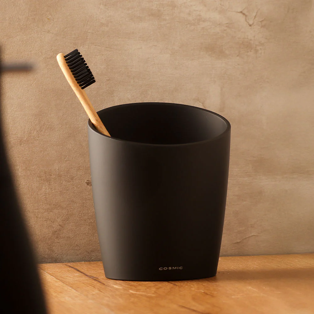 Saku Toothbrush Tumbler - Black - Image 2