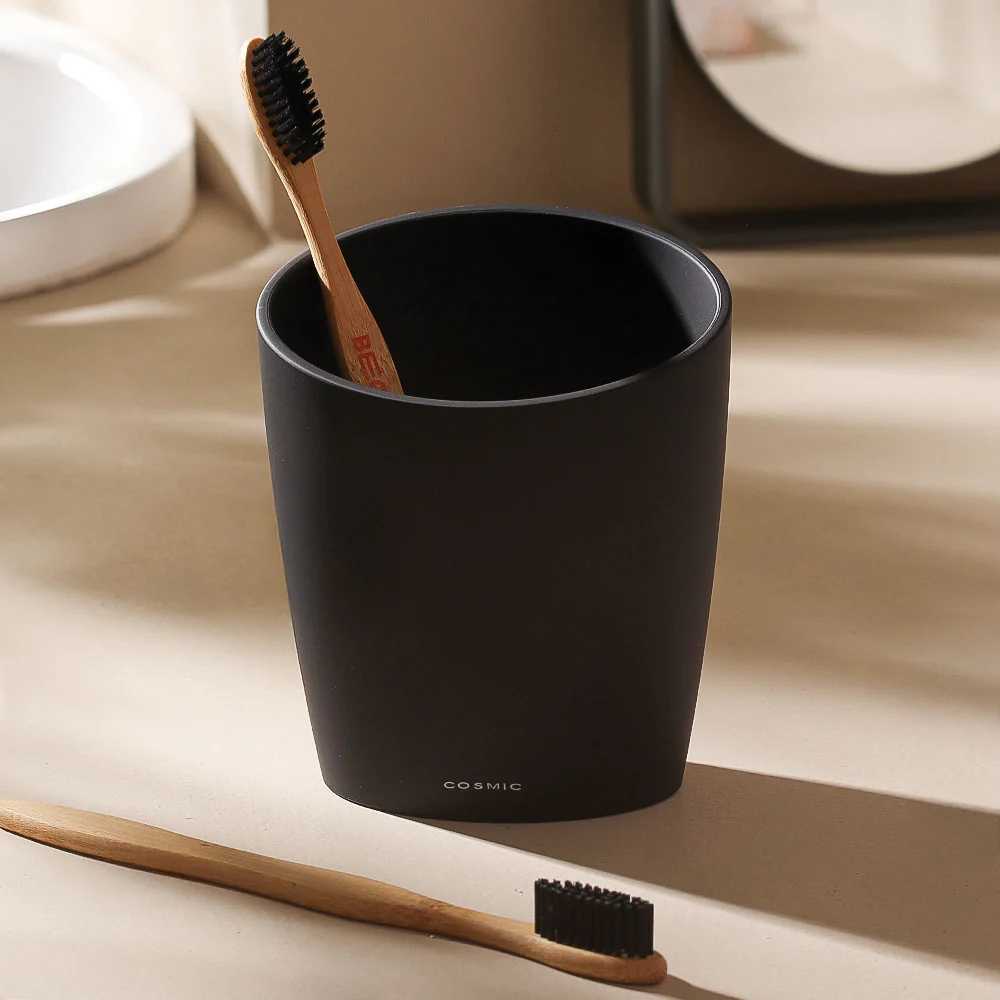 Saku Toothbrush Tumbler - Black - Image 4