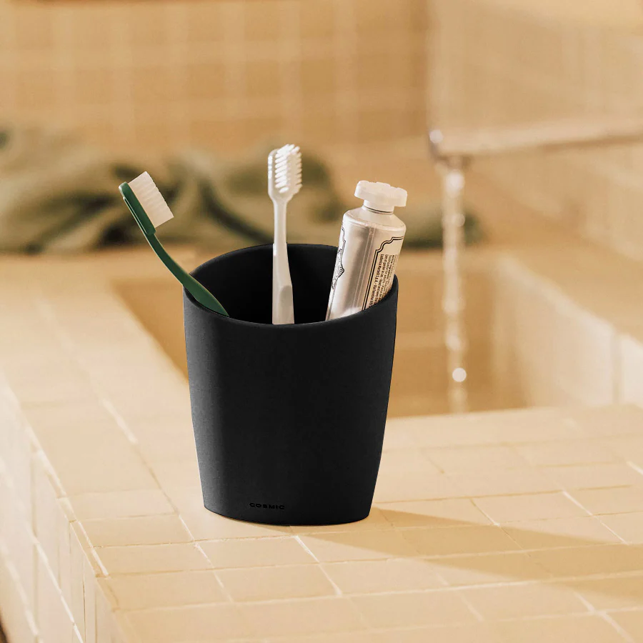Saku Toothbrush Tumbler - Black - Image 8