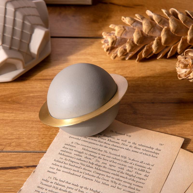 Saturn Decorative Accent - Concrete - Image 4
