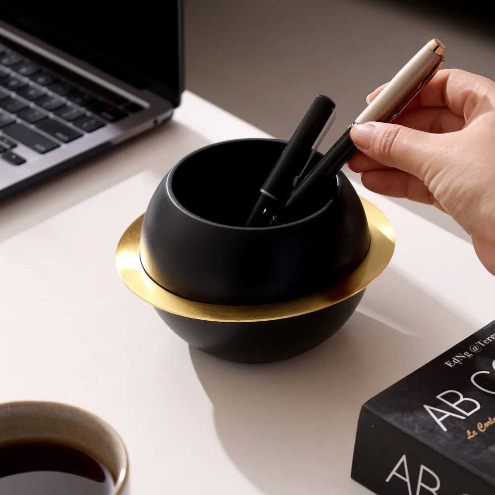 Saturn Multi-purpose Holder - Black - Image 2
